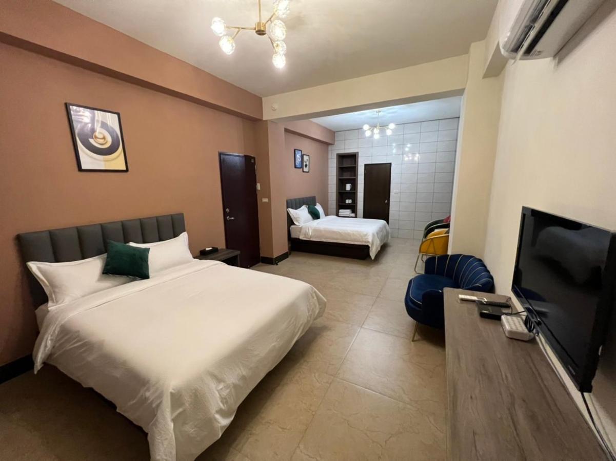 Haoyue Hotel Жинченг Екстериор снимка